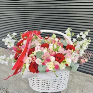 Kosz kwiatów “Afrodita” 1
