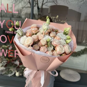 Bukiet "Bombastic i eustoma"