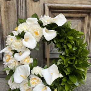 Траурный венок #2 калла и пион