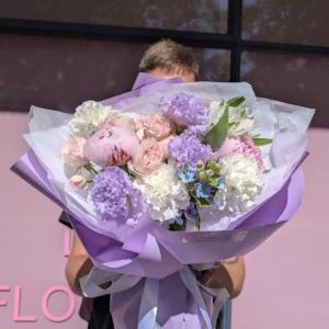 Букет #20 с фиолетовой эустомой