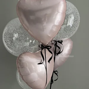 Букет из воздушных шаров #240 сердечек и воздушных шаров-пузырей