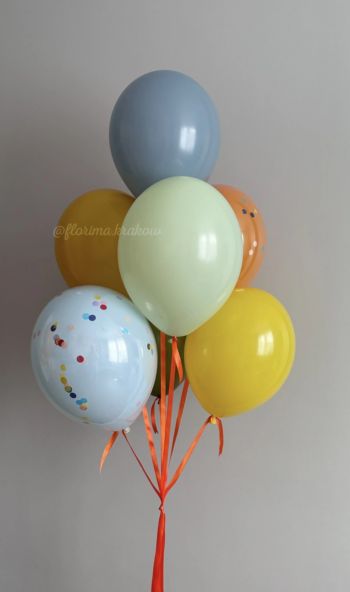 Букет из разноцветных шаров #219