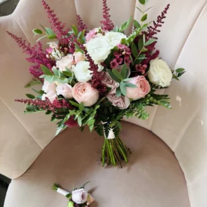 Свадебный букет #9 пионовидная роза и астильба
