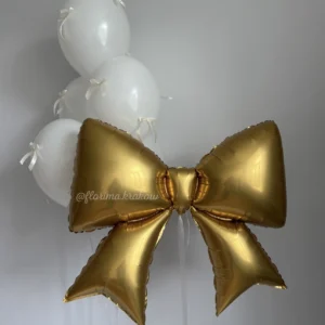 Набор из #263 воздушных шаров с золотым бантом.