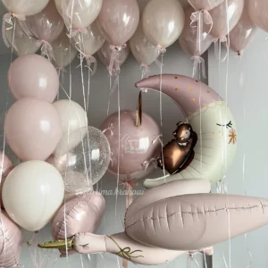 Набор из #300 воздушных шаров в честь рождения дочери.