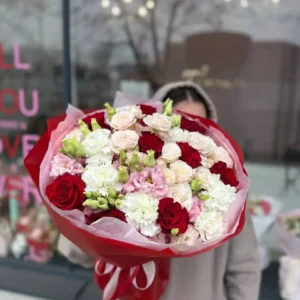 Bouquet #83 mix with red rose