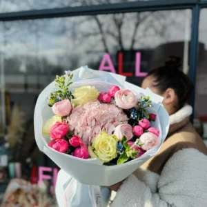 Bouquet #84 with buttercups